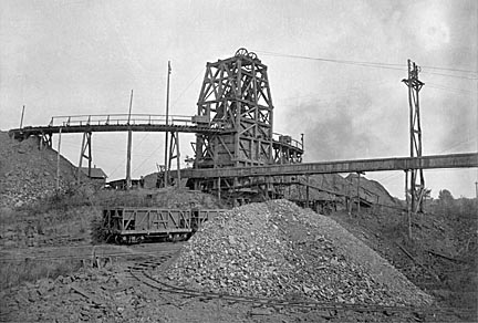 La Rue: The Illinois Iron mine was located near LaRue, ca. 1907. Iron was discovered here around the turn of the century with th