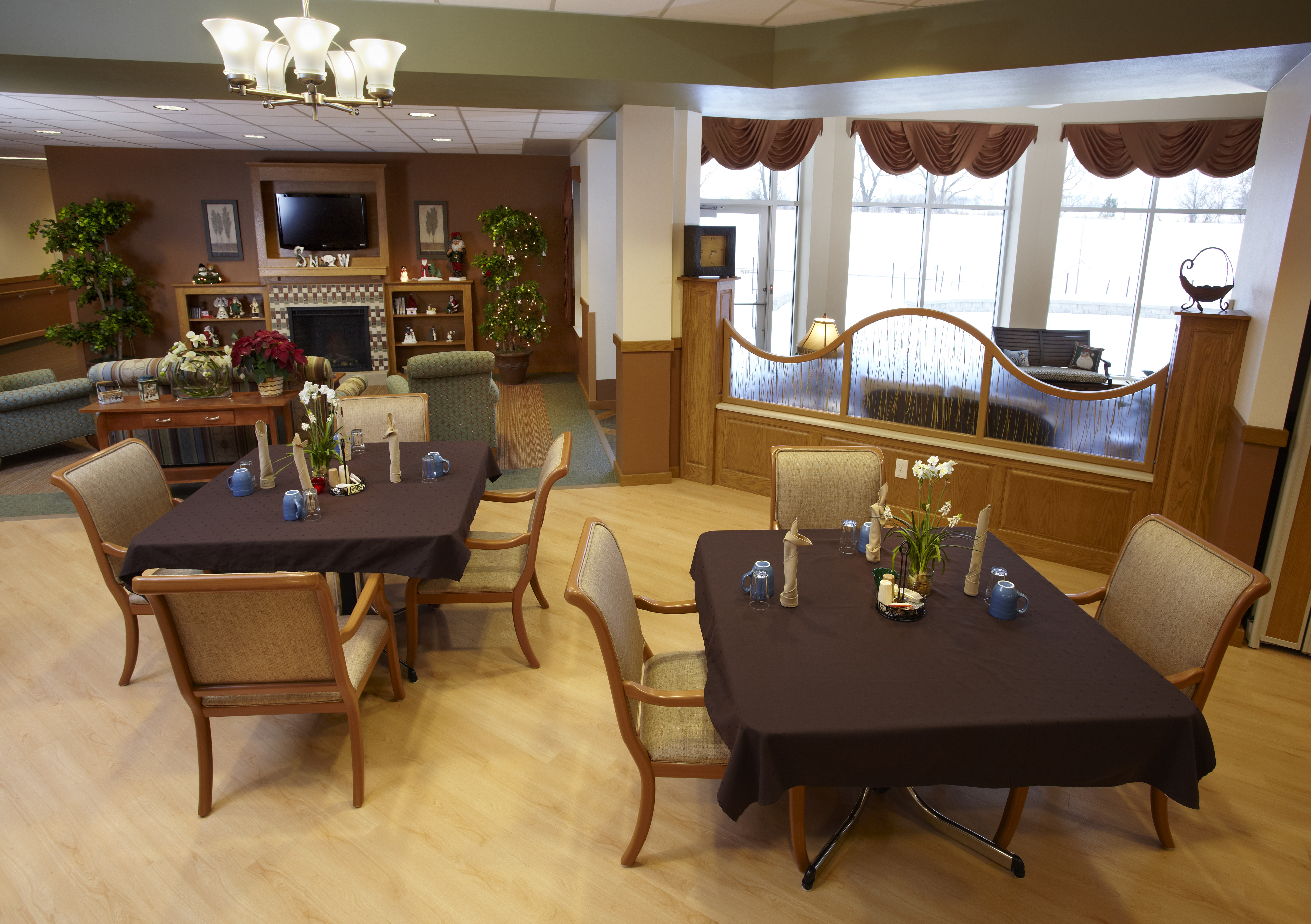 Sandstone Bluff Dining Area